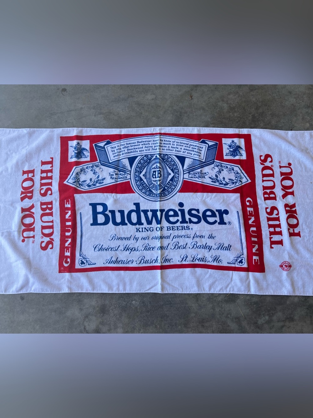 Budweiser this buds for you beach towel Vintage. Nice big towel.
